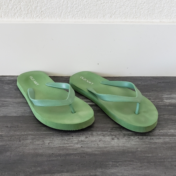 Old Navy Shoes - Olive Classic Old Navy Sandal